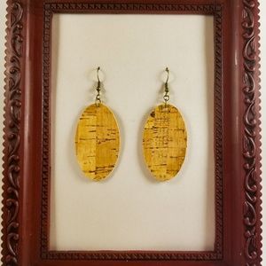 💎Handmade Oval Cork and Shimmer Earrings